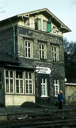 Der Bahnhof Gräfrath am 10.3.1973